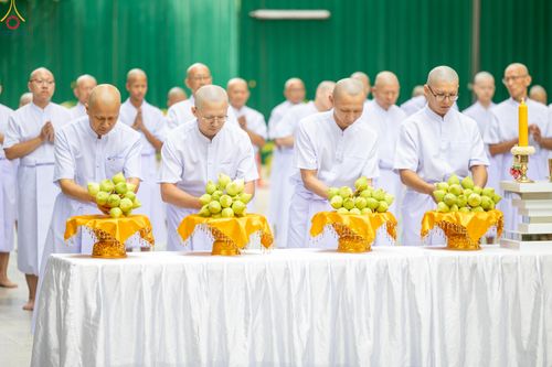 ภาพ No.338722:วันที่ 11 กรกฎาคม พศ.2569 พิธีบรรพชาอุปสมบท โครงการอุปสมบทหมู่ธรรมทายาทนานาชาติ  IDOP รุ่นที่ 21 (ภาษาจีน)  จากประเทศจีน มาเลเซีย สิงคโปร์ และไต้หวัน , โครงการบรรพชาสามเณรโรงเรียนนานาชาติ รุ่นที่ 15