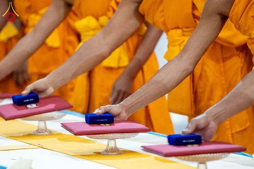 ภาพ No.308749:วันที่ 1 กุมภาพันธ์ พ.ศ. 2569 พิธีรับประกาศนียบัตร และพระของขวัญพระธรรมยาตรา ณ สภาธรรมกายสากล วัดพระธรรมกาย จ.ปทุมธานี