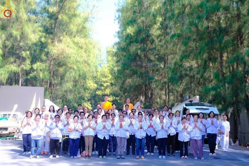 ภาพ No.105899:V.2 ทุ่มเท การเตรียมงาน เก็บงาน การรับบุญของเจ้าหน้าที่หน่วยงานต่างๆ เพื่อโครงการธรรมยาตรา กตัญญูบูชามหาปูชนียาจารย์ พระมงคลเทพมุนี (สด จนฺทสโร) พระผู้ปราบมาร อนุสรณ์สถาน 7 แห่ง ปีที่ 12 ระหว่างวันที่ 2 - 31 มกราคม พ.ศ.2567