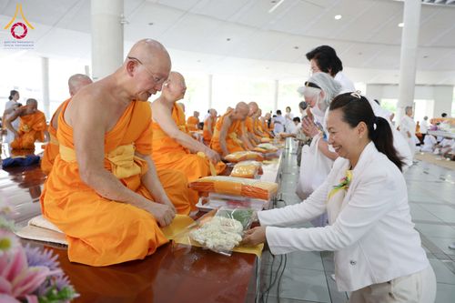 ภาพ No.322507:วันที่ 16 เมษายน พ.ศ.2569 พิธีบุพเปตพลี ครั้งที่ 181 ร่วมอุทิศบุญแด่หมู่ญาติที่ล่วงลับไปแล้ว และสืบทอดอายุพระพุทธศาสนา