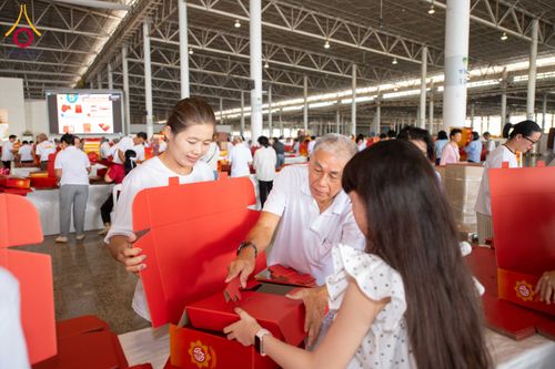 ภาพ No.316010:วันที่ 24 - 27 มีนาคม พ.ศ.2569 การเตรียมงานมหาสังฆทาน 40,000 กว่าวัดทั่วไทย วันคุ้มครองโลก 22 เมษายน พ.ศ.2569