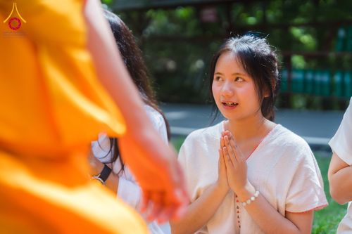 ภาพ No.329158:วันเสาร์ที่ 16 พฤษภาคม พ.ศ.2569 ธรรมยาตรา เดินดูดวงขึ้นดอยฉลองแชมป์บาลี วัดบ้านขุน อำเภอฮอด จังหวัดเชียงใหม่