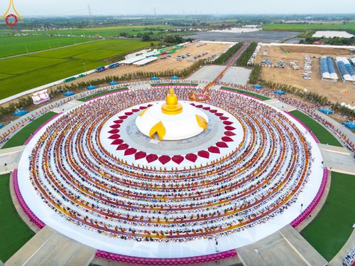 ภาพ No.116705:พิธีต้อนรับพระธรรมยาตรา ปีที่ 12 ณ อนุสรณ์สถานบางปลา จ.นครปฐม วันที่ 21 มกราคม พ.ศ. 2567