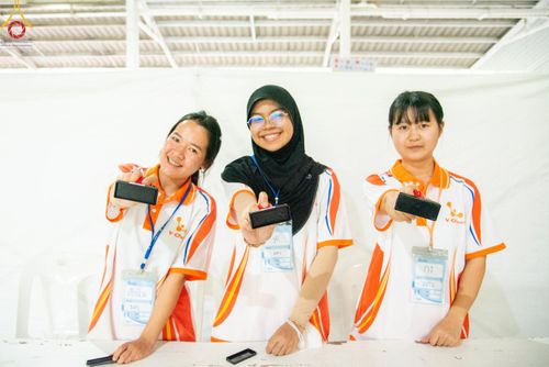 ภาพ No.111312:กิจกรรมงานวันเด็กแห่งชาติ รวมพลังเด็กเก่งและดี สร้างความดีสากล ปีที่ 6 ร่วมจัดโดย เทศบาลเมืองท่าโขลง พุทธสมาคมปทุมธานี องค์การบริหารส่วนตำบลคลองสาม ณ วัดพระธรรมกาย จ.ปทุมธานี วันที่ 13 มกราคม พ.ศ. 2567