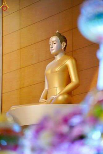 ภาพ No.177659:พิธีตักบาตรและพิธีบูชาข้าวพระ ในวันอาทิตย์ต้นเดือนที่ 1 ธันวาคม พ.ศ. 2567 ณ สภาธรรมกายสากล วัดพระธรรมกาย