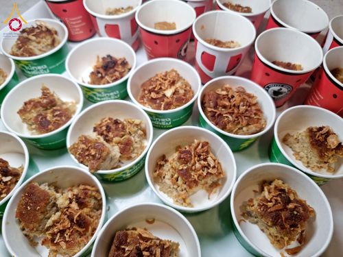 ภาพ No.202766:พิธีถวายภัตตาหารเป็นสังฆทาน แด่พระธรรมยาตรา ณ วัดพระธรรมกาย ตำบลคลองสาม อำเภอคลองหลวง จังหวัดปทุมธานี ในโครงการธรรมยาตรา กตัญญูบูชา มหาปูชนียาจารย์ พระมงคลเทพมุนี(สด จนฺทสโร) พระผู้ปราบมาร อนุสรณ์สถาน 7 แห่ง ปีที่ 13 วันที่ 28 มกราคม พ.ศ. 2568