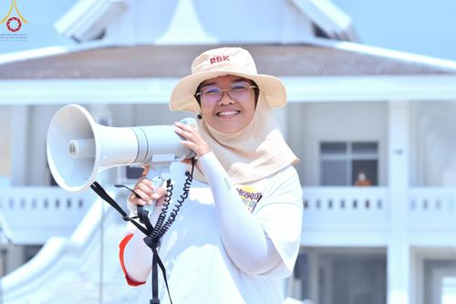 ภาพ No.130087:V.34 เพื่อธรรมเพื่อบางกล่ำ การรับบุญของเจ้าหน้าที่หน่วยงานต่างๆ  เพื่องานธรรมยาตราอัญเชิญพระบรมสารีริกธาตุ ประดิษฐาน ณ มหารัตนเจดีย์สิริปทุมสวรรค์ (เจดีย์อริยพุทธะ 5 พระองค์) ณ ศูนย์ปฏิบัติธรรมภาคใต้ อ.บางกล่ำ จ.สงขลา ระหว่างวันที่ 9-10 มีนาคม พ.ศ. 2567