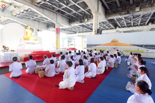 ภาพ No.242805:วันที่ 29-31 สิงหาคม พ.ศ. 2568 องค์กรภาคีเครือข่าย “บวร” (บ้าน-วัด-โรงเรียน-ราชการ) อ.คลองหลวง จัดบวชอุบาสิกาแก้ว ถวายพระราชกุศลแด่สมเด็จพระพันปีหลวง - กตัญญูบูชาแด่ผู้มีพระคุณ