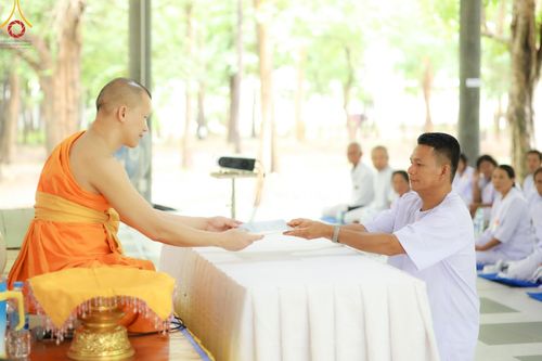 ภาพ No.155086:โครงการอุบาสกแก้ว อุบาสิกาแก้ว รุ่นที่ 2 ตัวแทนทอดกฐินสามัคคีทั่วไทย 30,000 วัด บูชาธรรม 80 ปี หลวงพ่อธัมมชโย จังหวัดบุรีรัมย์ ระหว่างวันที่ 13-15 กันยายน พ.ศ. 2567