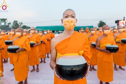 ภาพ No.109262:พิธีถวายภัตตาหารเป็นสังฆทาน แด่คณะพระธรรมยาตราฯ วันที่ 10 มกราคม พ.ศ. 2567 ณ อนุสรณ์สถานคลองบางนางแท่น อ.สามพราน จ.นครปฐม