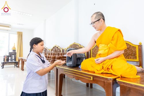 ภาพ No.199077:พิธีทอดผ้าป่าทำนุบำรุงศาสนสถาน ณ วัดบางปลา ตำบลบางปลา อำเภอบางเลน จังหวัดนครปฐม ในโครงการธรรมยาตรา กตัญญูบูชา มหาปูชนียาจารย์ พระมงคลเทพมุนี(สด จนฺทสโร) พระผู้ปราบมาร อนุสรณ์สถาน 7 แห่ง ปีที่ 13 วันที่ 21 มกราคม พ.ศ. 2568