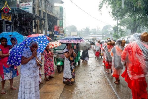 ภาพ No.226333:วันที่ 7-10 พฤษภาคม พ.ศ. 2568 โครงการเดินธรรมยาตรา สยาม-ลังกา ธรรมยาตรา ฉลองเทศกาลวิสาขบูชาแห่งชาติ ศรีลังกา บูชาธรรม 81 ปี หลวงพ่อธัมมชโย เมืองนูวราอิลิยา ประเทศศรีลังกา