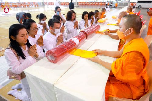 ภาพ No.121647:พิธีถวายภัตตาหารเป็นสังฆทาน แด่คณะพระธรรมยาตรา ปีที่ 12 วันที่ 31 มกราคม พ.ศ. 2567 ณ สภาธรรมกายสากล วัดพระธรรมกาย