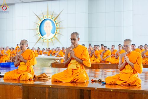 ภาพ No.157751:พิธีถวายภัตตาหารเมนูสวรรค์ ในพรรษาแห่งการเข้าถึงธรรม วันเสาร์ที่ 28 กันยายน พ.ศ. 2567 ณ หอฉันคุณยายอาจารย์ฯ วัดพระธรรมกาย