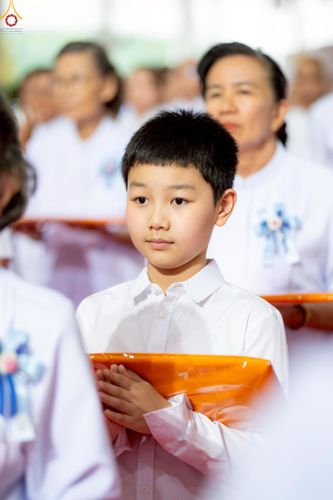 ภาพ No.240777:วันพุธที่ 27 สิงหาคม พ.ศ. 2568 พิธีทอดผ้าป่าเพื่อสร้างอาคาร  82 ปี หลวงพ่อธัมมชโย สมทบกฐินวัดพระธรรมกาย และกฐิน 30,000 วัดทั่วประเทศ ครั้งที่ 1