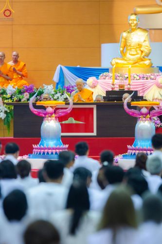 ภาพ No.154355:พิธีบูชาครูผู้ค้นพบวิชชาธรรมกาย ณ สภาธรรมกายสากล วัดพระธรรมกาย วันอังคารที่ 17 กันยายน พ.ศ. 2567