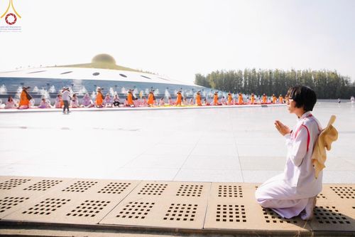 ภาพ No.191486:V.49 สารพัดV สารพัดดี ที่ธรรมยาตรา ในโครงการธรรมยาตรา กตัญญูบูชา มหาปูชนียาจารย์ พระมงคลเทพมุนี(สด จนฺทสโร) พระผู้ปราบมาร อนุสรณ์สถาน 7 แห่ง ปีที่ 13 ระหว่างวันที่ 2-31 มกราคม พ.ศ. 2568