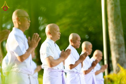 ภาพ No.244618:วันเสาร์ที่ 6 กันยายน พ.ศ. 2568 พิธีเวียนประทักษิณ และวันทาสีมาของนาคธรรมทายาท โครงการอุปสมบทหมู่บูชาธรรมครบรอบ 108 ปี วันครูผู้ค้นพบวิชชาธรรมกาย ณ โบสถ์พระไตรปิฎก วัดพระธรรมกาย