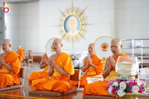 ภาพ No.209920:วันพุธที่ 26 กุมภาพันธ์ พ.ศ. 2568 พิธีบุพเปตพลี ครั้งที่ 159 ณ หอฉันคุณยายอาจารย์จันทร์ขนนกยูง วัดพระธรรมกาย