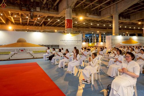 ภาพ No.241200:วันพุธที่ 27 สิงหาคม พ.ศ. 2568 พิธีฉลองชัยสวดมนต์ บทธัมมจักกัปปวัตตนสูตร ครบ 7,650,575,757 จบ ในวันธรรมชัย วัดพระธรรมกาย