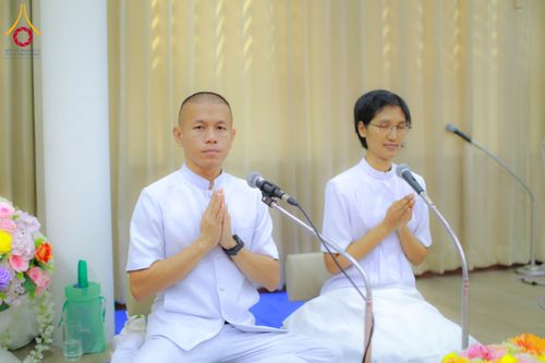 ภาพ No.197574:พิธีถวายสังฆทานคณะสงฆ์ 2 นิกายเชื่อมสัมพันธ์ไทย-เกาหลี วันอาทิตย์ที่ 5 มกราคม พ.ศ. 2568 ณ อาคารชมรมภาวนารักษ์ วัดพระธรรมกาย อำเภอคลองหลวง จังหวัดปทุมธานี