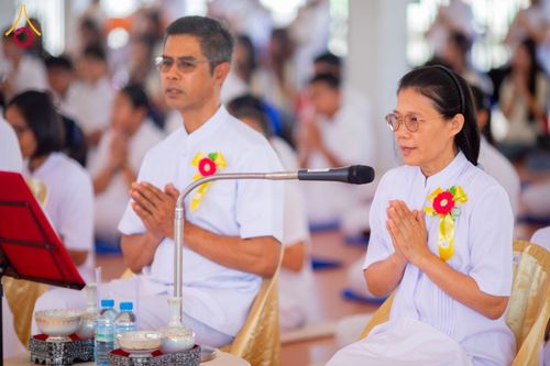 ภาพ No.199904:พิธีทอดผ้าป่าทำนุบำรุงศาสนสถาน ณ วัดบางช้างใต้ ตำบลบางช้าง อำเภอสามพราน จังหวัดนครปฐม ในโครงการธรรมยาตรา กตัญญูบูชา มหาปูชนียาจารย์ พระมงคลเทพมุนี(สด จนฺทสโร) พระผู้ปราบมาร อนุสรณ์สถาน 7 แห่ง ปีที่ 13 วันที่ 22 มกราคม พ.ศ. 2568