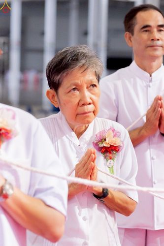 ภาพ No.240219:วันอาทิตย์ที่ 24 สิงหาคม พ.ศ. 2568 งานบุญวันอาทิตย์ พิธีจุดเทียนใจ ไฟนิรันด์ อนันตชัย ณ วัดพระธรรมกาย จ.ปทุมธานี