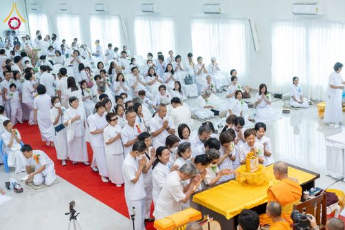 ภาพ No.174363:พิธีทอดกฐินกตัญญูบูชาธรรม ณ ศูนย์ปฏิบัติธรรมพระมงคลเทพมุนี อ.สองพี่น้อง จ.สุพรรณบุรี ในโครงการกฐินสามัคคีทั่วไทย 30,000 วัด บูชาธรรม 80 ปี หลวงพ่อธัมมชโย โดยคณะศิษยานุศิษย์วัดพระธรรมกาย วันที่ 10 พฤศจิกายน พ.ศ. 2567