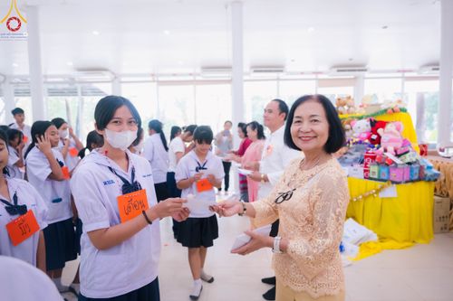 ภาพ No.104597:วันรวมพลังเด็กดี V-Star ผู้นำฟื้นฟูศีลธรรมโลก จังหวัดปราจีนบุรี ณ ธุดงคสถานปราจีนบุรี วันที่ 24 ธันวาคม พ.ศ. 2566