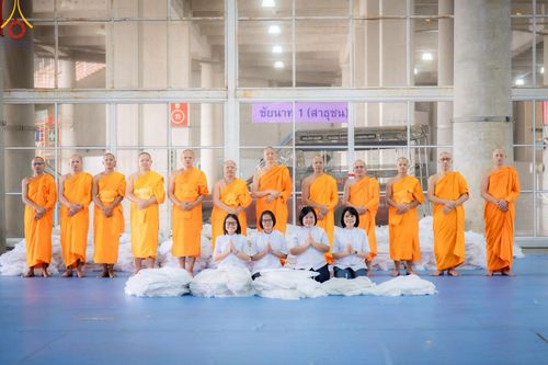 ภาพ No.218283:วันที่ 12-18 เมษายน พ.ศ. 2568 พระภิกษุและเจ้าหน้าที่อาสาสมัคร เตรียมพื้นที่ต้อนรับพักค้างพระสังฆาธิการ เนื่องในงานวันคุ้มครองโลก 22 เมษายน พ.ศ. 2568