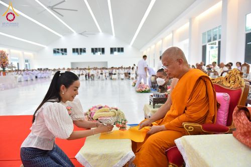 ภาพ No.152514:พิธียกฉัตรขาว 5 ชั้น กางกั้นถวายองค์พระประธาน อาคารปฏิบัติธรรมวัดสายสุวพรรณ ต.คลองสี่ อ.คลองหลวง จ.ปทุมธานี วันเสาร์ที่ 7 กันยายน พ.ศ. 2567