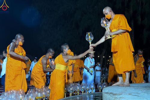 ภาพ No.108279:V.5 ทุ่มพลัง การเตรียมงาน เก็บงาน การรับบุญของเจ้าหน้าที่หน่วยงานต่างๆ เพื่อโครงการธรรมยาตรา กตัญญูบูชามหาปูชนียาจารย์ พระมงคลเทพมุนี (สด จนฺทสโร) พระผู้ปราบมาร อนุสรณ์สถาน 7 แห่ง ปีที่ 12 ระหว่างวันที่ 2 - 31 มกราคม พ.ศ. 2567