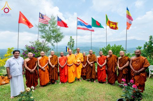 ภาพ No.175802:พิธีทอดผ้าป่าสมทบกฐิน ณ วัดอนุรุทธะอารนา เมืองมาตะเล ศรีลังกา โดยมูลนิธิธรรมกาย ในนามหลวงพ่อธัมมชโย วันที่ 7 พฤศจิกายน พ.ศ. 2567