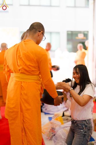 ภาพ No.133036:พิธีทอดผ้าป่าสามัคคีฉลองครบ 13 ปี วัดพระธรรมกายไอจิ แด่คณะพระภิกษุสงฆ์ 12 วัด ศูนย์สาขาทั่วภาคพื้นญี่ปุ่น วันที่ 31 มีนาคม พ.ศ. 2567