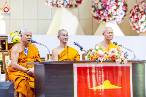 ภาพ No.231450:วันศุกร์ที่ 4 กรกฏาคม พ.ศ. 2568 สัมมนาคณะสงฆ์โซนภาคตะวันออก เพื่อฟื้นฟูพระพุทธศาสนา โครงการทอดกฐิน 30,000 วัดทั่วไทย ประจำปีพุทธศักราช 2568 ณ ศูนย์การศึกษาเขาแก้วเสด็จ จ.ปราจีนบุรี