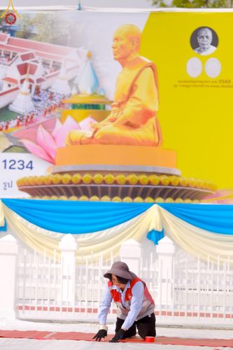 ภาพ No.205469:V.53 สารพัดV สารพัดดี ที่วัดโบสถ์บน ในโครงการธรรมยาตรา กตัญญูบูชา มหาปูชนียาจารย์ พระมงคลเทพมุนี(สด จนฺทสโร) พระผู้ปราบมาร อนุสรณ์สถาน 7 แห่ง ปีที่ 13 ระหว่างวันที่ 2-31 มกราคม พ.ศ. 2568