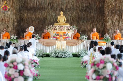 ภาพ No.165663:พิธีทอดกฐินศูนย์ปฏิบัติธรรมแก้วภูเรือ จ.เลย ในโครงการกฐินสามัคคีทั่วไทย 30,000 วัด บูชาธรรม 80 ปี หลวงพ่อธัมมชโย โดยคณะศิษยานุศิษย์วัดพระธรรมกาย วันที่ 20 ตุลาคม พ.ศ. 2567