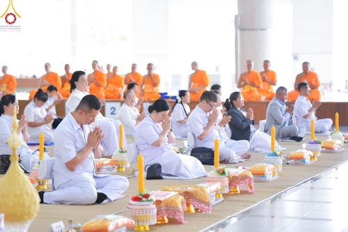 ภาพ No.144633:ชาวอำเภอคลองหลวง จังหวัดปทุมธานี ถวายเทียนพรรษามหามงคล เนื่องในเทศกาลเข้าพรรษา ประจำปี 2567 แด่คณะสงฆ์วัดพระธรรมกาย  วันพฤหัสบดีที่ 18 กรกฎาคม พ.ศ. 2567