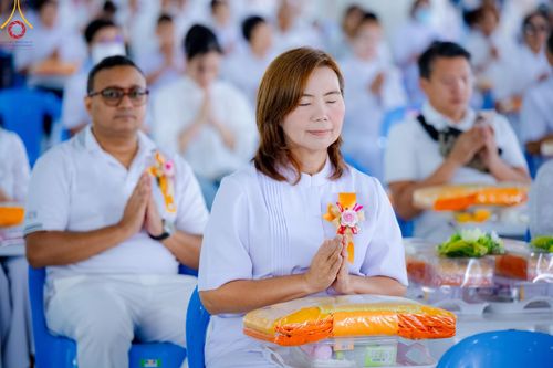 ภาพ No.177389:พิธีถวายภัตตาหารเมนูสวรรค์ และพิธีบุพเปตพลี ครั้งที่ 158 ร่วมอุทิศบุญแด่หมู่ญาติที่ล่วงลับไปแล้ว และสืบทอดอายุพระพุทธศาสนา ณ วัดพระธรรมกาย วันที่ 30 พฤศจิกายน พ.ศ.2567 (วันพระ แรม 15 ค่ำ เดือน 12)