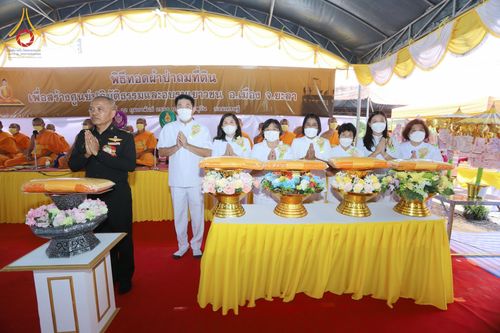 ภาพ No.75855:พิธีเปิดศูนย์ปฎิบัติธรรมและอบรมเยาวชน ,  พิธีทอดผ้าป่าเพื่อถมที่ดินเป็นปฐมฤกษ์  วันอาทิตย์ที่ 12 กุมภาพันธ์ พ.ศ. 2566  ณ ศูนย์ปฏิบัติธรรมและอบรมเยาวชนเมืองยะลา