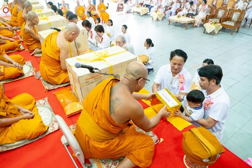 ภาพ No.286076:วันที่ 11 ตุลาคม พ.ศ. 2568 พิธีทอดกฐินสามัคคีทั่วไทย 30,000 วัด โดยคณะศิษยานุศิษย์ บูชาธรรม 81 ปี หลวงพ่อธัมมชโย ณ วัดโบสถ์บน ต.บางคูเวียง อ.บางกรวย จ.นนทบุรี