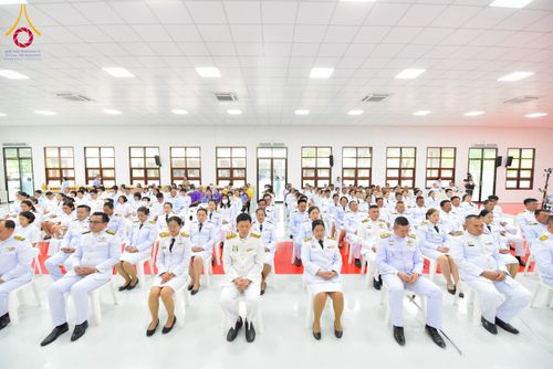 ภาพ No.227100:วันอังคารที่ 3 มิถุนายน พ.ศ. 2568 นายอำเภอคลองหลวง นำพสกนิกรรวมใจภักดิ์ สมเด็จพระนางเจ้าฯ พระบรมราชินี เนื่องในโอกาสวันเฉลิมพระชนมพรรษา ณ อาคารปลูกศรัทธา 2 วัดพระธรรมกาย อ.คลองหลวง จ.ปทุมธานี