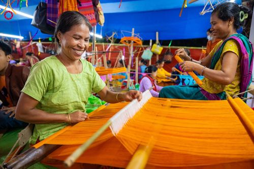 ภาพ No.98625:พิธีทอดกฐินสมทบวัดกัลยาณมิตรต่างประเทศ ณ วัดราชบัณนะวิหาร เมืองรังกามาติ ประเทศบังกลาเทศ วันศุกร์ที่ 24 พฤศจิกายน พ.ศ. 2566