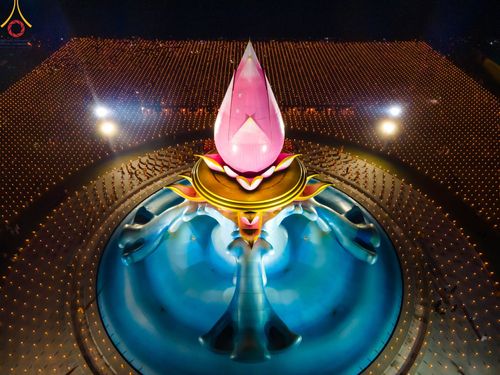 ภาพ No.91673:พิธีทอดผ้าป่า สร้างลานเอนกประสงค์พญานาค 4 ตระกูล จุดประทีปโคมลาน ถวายเป็นพุทธบูชา  สร้างความสว่างไสวให้กับแผ่นดินด้วยแสงธรรม วันอาทิตย์ที่ 29 ตุลาคม พ.ศ. 2566 ณ พุทธอุทยานนานาชาติ จังหวัดหนองคาย