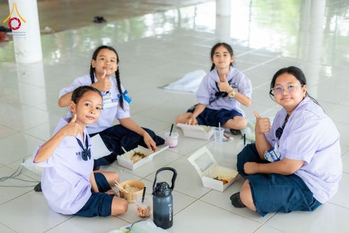 ภาพ No.183936:วันรวมพลังเด็กดี V-Star ผู้นำฟื้นฟูศีลธรรมโลก ครั้งที่ 17 ประจำปี 2567 จังหวัดราชบุรี ในวันที่ 26 พฤศจิกายน พ.ศ. 2567 ณ ศูนย์อบรมเยาวชนผาสุกวนิช อำเภอเมือง จังหวัดราชบุรี