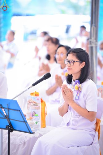 ภาพ No.146579:พิธีทอดผ้าป่าสร้างหลังคาอาคาร 80 ปี หลวงพ่อธัมมชโย ณ ศูนย์ปฎิบัติธรรมวิหารแดง จังหวัดสระบุรี วันอาทิตย์ที่ 28 กรกฎาคม พ.ศ. 2567