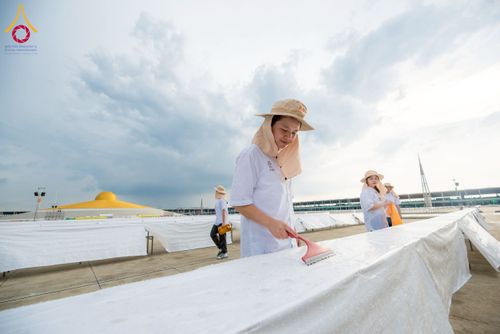 ภาพ No.217754:วันที่ 10-14 เมษายน พ.ศ. 2568 เจ้าหน้าที่อาสาสมัคร เตรียมงานวันคุ้มครองโลก ชุดที่ 2 วัดพระธรรมกาย จ.ปทุมธานี