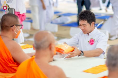 ภาพ No.117425:พิธีถวายภัตตาหารเป็นสังฆทาน แด่คณะพระธรรมยาตรา วันที่ 23 มกราคม พ.ศ. 2567 ณ อนุสรณ์สถานบางปลา อ.บางเลน จ.นครปฐม