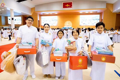 ภาพ No.228081:วันอาทิตย์ที่ 1 มิถุนายน พ.ศ. 2568 พิธีมุทิตาพระอุปสมบทอุทิศชีวิต ณ ห้องแก้วสารพัดนึก 1 วัดพระธรรมกาย