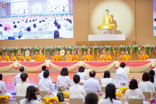 ภาพ No.225371:วันอาทิตย์ที่ 18 พฤษภาคม พ.ศ. 2568 พิธีร่วมบุญการศึกษา พระภิกษุ สามเณร ณ ห้องแก้วสารพัดนึก 2 วัดพระธรรมกาย